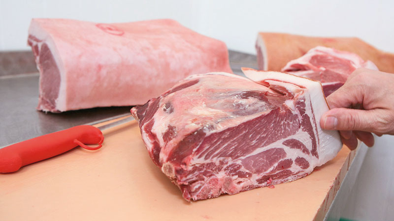 Trocken gereifter Schopfbraten Trocken gereifter Schopfbraten