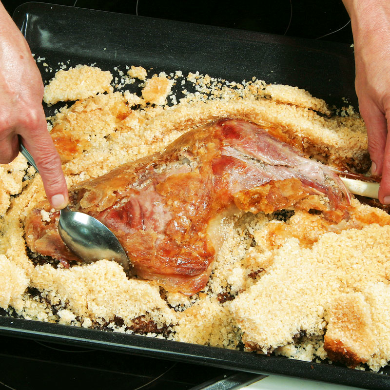 Putenkeule in der Salzkruste: Wikimeat
